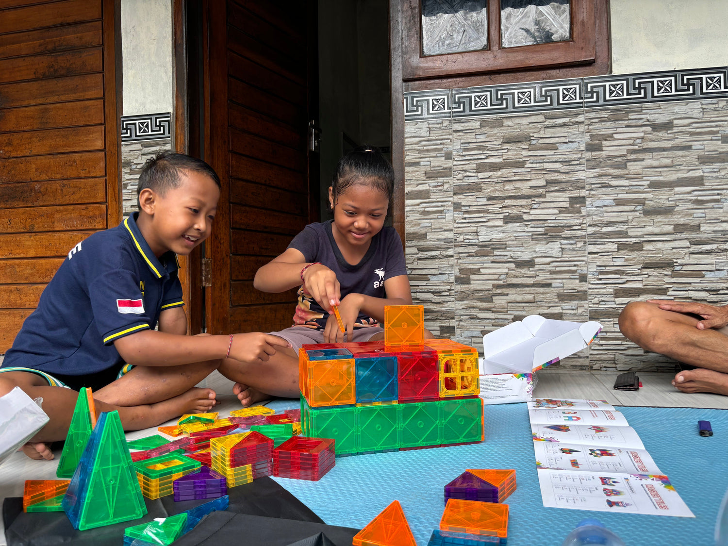 Waarom STEM Speelgoed Essentieel is voor Creatieve Ontwikkeling